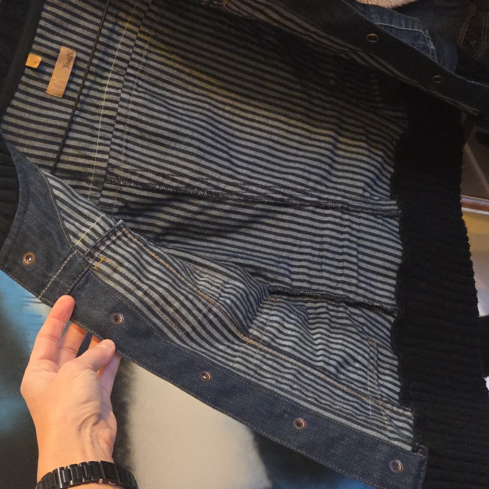 Jean Jacket With Sweater Edging - Picture 7 of 14